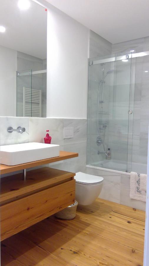 サンティアゴ・デ・コンポステーラPreciosa Habitacion Doble En Atico Con Terraza IIアパートメント エクステリア 写真